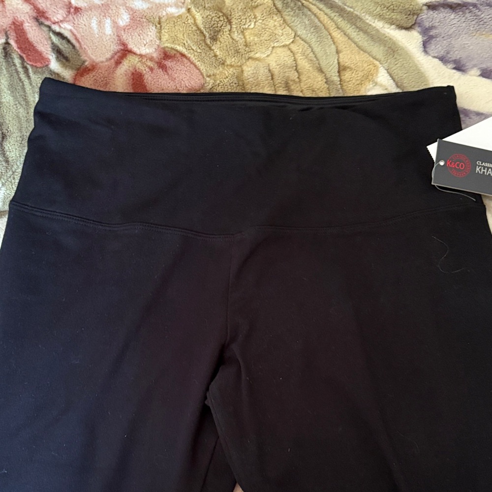 Khakis and Company Capri Leggings